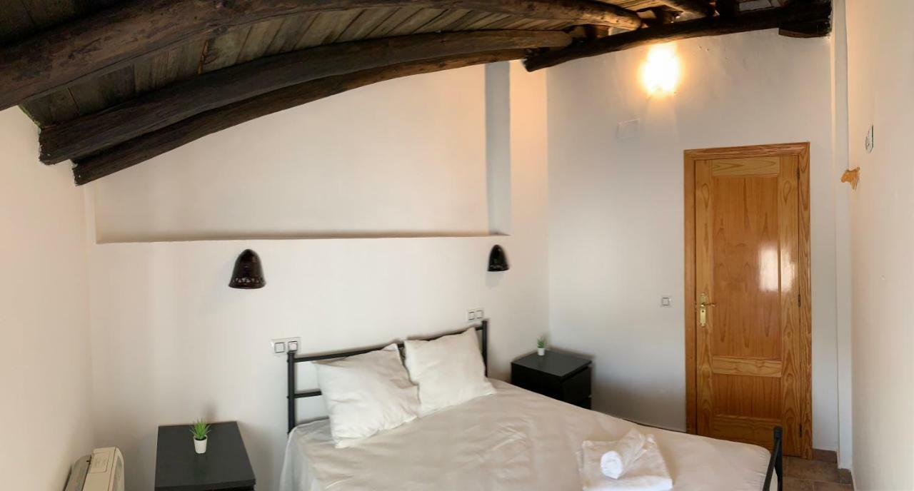 Casa Castillo Perales de Tajuna エクステリア 写真